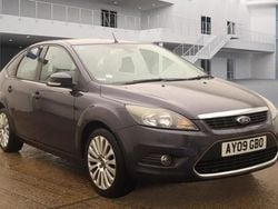Grey Used 2009 Ford Focus Titanium Hatchback | £2,395 (Fair price)