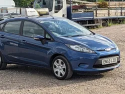 Blue Used 2010 Ford Fiesta Hatchback | £2,491 (Good price)