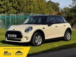 White Used 2019 Mini Cooper Classic Hatchback | £13,475 (Good price)