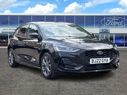 Black Used 2022 Ford Focus ST-Line Estate | £14,995 (Fair price)