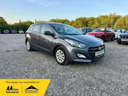 Grey Used 2017 Hyundai i30 Estate | £4,995 (Fair price)