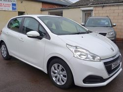 White Used 2018 Peugeot 208 Access Hatchback | £5,995 (Fair price)