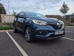 Blue Used 2019 Renault Kadjar Iconic SUV | £10,995 (Fair price)