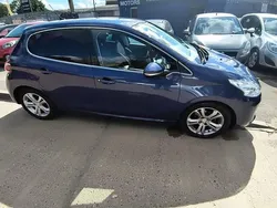 Blue Used 2014 Peugeot 208 Allure Hatchback | £2,999 (Good price)