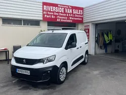 White Used 2020 Peugeot Partner MPV | £7,995 (Good price)