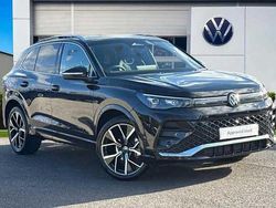 Black Used 2025 VW Tiguan R-line SUV | £34,990 (Expensive)