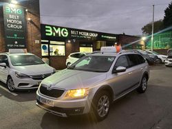 Silver Used 2016 Skoda Octavia Estate | £6,250 (Super price)