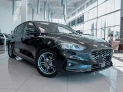 Black Used 2020 Ford Focus ST-Line Hatchback | £9,195 (Fair price)
