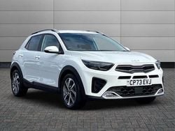 White Used 2023 Kia Stonic GT-Line SUV | £17,495 (Fair price)