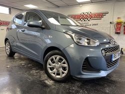 Blue Used 2017 Hyundai i10 SE Hatchback | £8,800 (Good price)