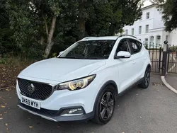 White Used 2019 MG ZS Exclusive Sedan | £9,500 (Fair price)