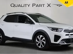 White Used 2022 Kia Stonic 4 SUV | £11,775 (Good price)