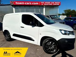 White Used 2021 Peugeot Partner MPV | £8,000 (Fair price)