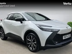 Used 2025 Toyota C-HR Design SUV | £26,206 (Fair price)