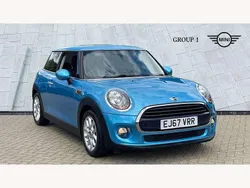 Electric blue Used 2017 Mini Cooper Hatch Hatchback | £9,495 (Fair price)
