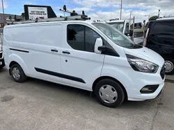 White Used 2018 Ford Transit Custom Trend Van | £10,999 (Fair price)
