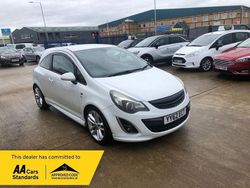 White Used 2012 Vauxhall Corsa SRi Hatchback | £3,657 (Fair price)