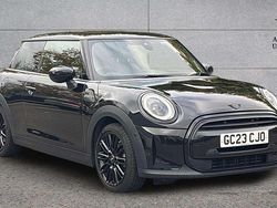 Black Used 2023 Mini Cooper Exclusive Hatchback | £22,795 (Fair price)