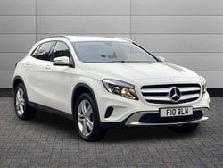 White Used 2016 Mercedes GLA200 SUV | £13,990 (Fair price)