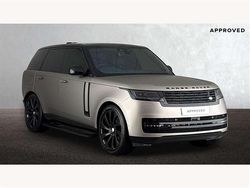 White Used 2025 Land Rover Range Rover Autobiography SUV | £106,980 (Fair price)
