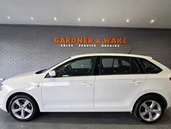 White Used 2015 Skoda Rapid SE Hatchback | £4,995 (Fair price)