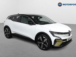 White Used 2023 Renault Megane E-Tech Iconic Hatchback | £19,149 (Fair price)