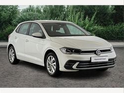White Used 2023 VW Polo Style Hatchback | £16,990 (Fair price)
