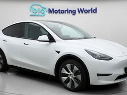 Used 2025 Tesla Model Y Long Range AWD SUV | £25,300 (Super price)