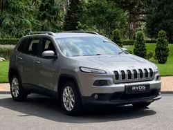 Grey Used 2015 Jeep Cherokee Longitude SUV | £7,989 (Fair price)