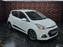 Used 2016 Hyundai i10 Premium Hatchback | £8,199 (Fair price)