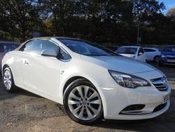 White Used 2014 Vauxhall Cascada Elite Cabriolet | £4,750 (Fair price)