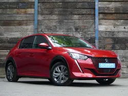 Red Used 2020 Peugeot e-208 Allure Hatchback | £9,900 (Fair price)