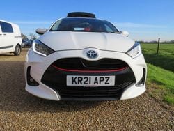 White Used 2021 Toyota Yaris Hybrid Design Hatchback | £14,000 (Good price)
