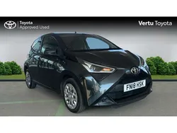 Grey Used 2018 Toyota Aygo X-play Hatchback | £6,917 (Fair price)