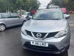 Silver Used 2016 Nissan Qashqai N-Connecta SUV | £8,995 (Fair price)
