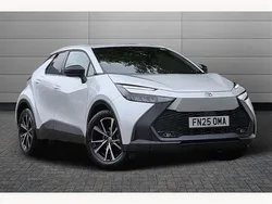 Platinum white New 2025 Toyota C-HR Design SUV | £28,499 (Good price)