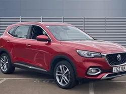 Red Used 2022 MG HS Exclusive SUV | £15,291 (Fair price)