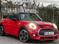 Used 2016 Mini Cooper S Hatchback | £15,700 (Expensive)