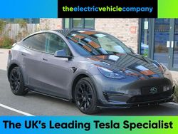 Grey Used 2022 Tesla Model Y Long Range AWD SUV | £25,995 (A bit pricey)