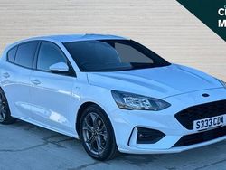White Used 2022 Ford Focus ST-Line Hatchback | £12,013 (Good price)