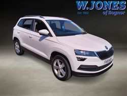 White Used 2019 Skoda Karoq SE SUV | £13,995 (Fair price)