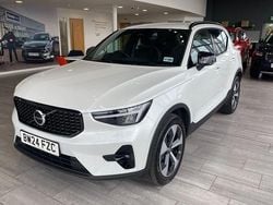 Used 2025 Volvo XC40 Plus SUV | £31,499 (Fair price)