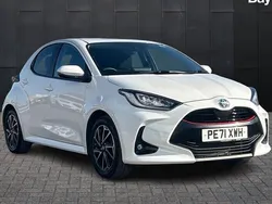 Used 2022 Toyota Yaris Hybrid Design | £16,289 (Fair price)