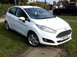 White Used 2015 Ford Fiesta Zetec Hatchback | £3,495 (Super price)