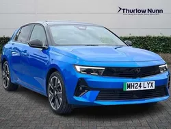Blue Used 2024 Vauxhall Astra Ultimate Hatchback | £23,400 (Super price)