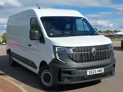 White New 2025 Renault Master Van | £24,495 (Fair price)
