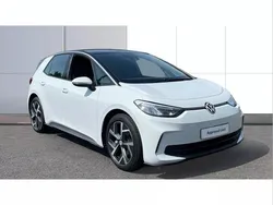 White Used 2024 VW ID.3 Pro Hatchback | £22,563 (Expensive)