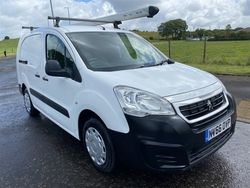 White Used 2017 Peugeot Partner S MPV | £7,919 (Expensive)