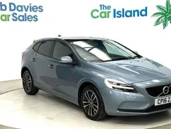 Used 2019 Volvo V40 Momentum Estate | £8,850 (Good price)