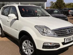 Used 2016 Ssangyong Rexton SUV | £7,995 (Fair price)